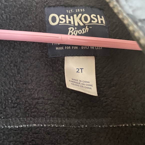 Oshkosh B’gosh sweater 2T - Picture 5 of 9